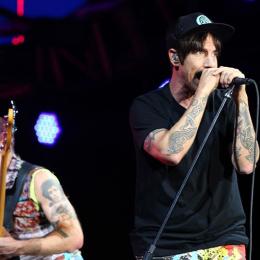 Red Hot Chili Peppers Lança novo clipe