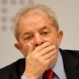 Lula é denunciado à Justiça por corrupção e lavagem no caso do sítio de Atibaia