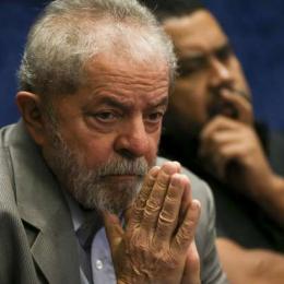 Caso triplex: Lula é condenado a 9 anos e meio de prisão