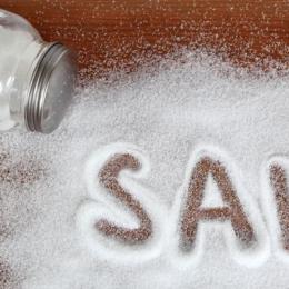 Confira 9 sinais de que você está comendo muito sal