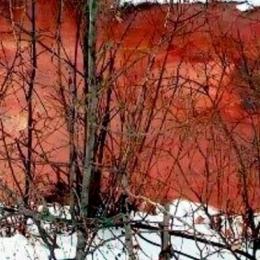 Misterioso rio de sangue é fonte de teorias bíblicas e causa desespero na Rússia