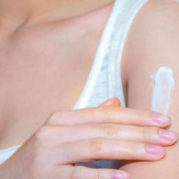 6 estratégias para manter a pele hidratada, firme e sem celulite