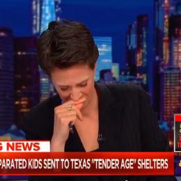 Jornalista dos EUA chora ao vivo ao falar de crianças presas na fronteira