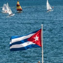 Após as críticas de Bolsonaro, Cuba cancela convênio com o programa Mais Médicos