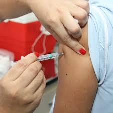 Ministério da Saúde faz alerta para vacinação em período de férias
