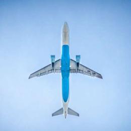 Avião da Azul arremete para não colidir com aeronave da Gol em Fernando de Noronha