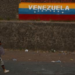 Por que a crise na Venezuela interessa tanto a países como Rússia, China e Turquia