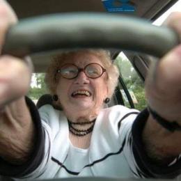 Idosos ao volante: Como convencê-los a parar de dirigir?