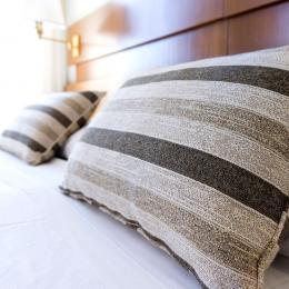 Como escolher o travesseiro ideal para ter uma boa noite de sono