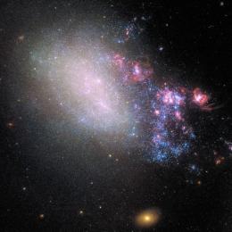 Telescópio Hubble flagra choque entre galáxias