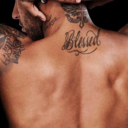 A tatuagem do Neymar e o nosso desprezo pela Língua Portuguesa