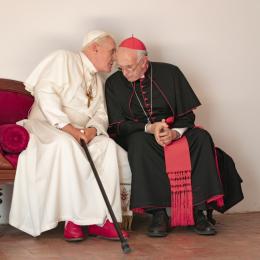 Dois Papas: Netflix revela a primeira imagem de Anthony Hopkins e Jonathan Pryce
