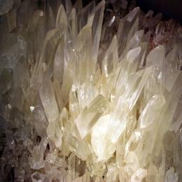 Distinguindo as formas e estruturas dos cristais