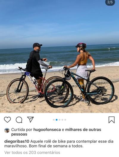 Diego vai à praia, descumpre decreto do governo, protocolo do Flamengo, e se posiciona: 