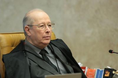 Celso de Mello rejeita pedido para apreender celular de Bolsonaro