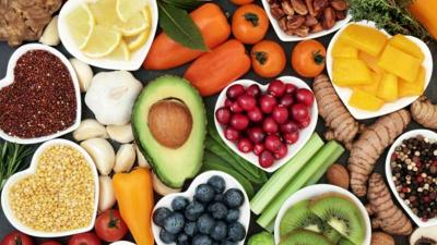 Comer ou não comer: qual é a relação entre longevidade e nutrição?