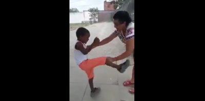 Vídeo de criança batendo em mãe viraliza e psicóloga cruzeirense explica