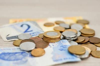 Governo investirá até R$ 53 bilhões para compensar redução de salário e jornada
