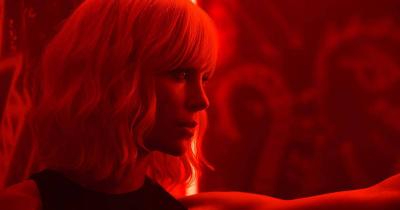 Netflix desenvolve sequência de Atômica, confirma Charlize Theron