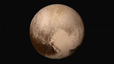 Há 5 anos, a New Horizons sobrevoava Plutão — e tirava fotos incríveis dele!
