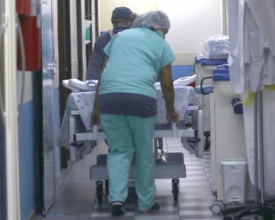 Em um mês, casos e mortes por Covid-19 entre profissionais de saúde dobram no PR