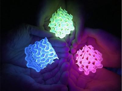 Criados materiais fluorescentes mais brilhantes do mundo