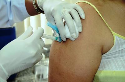 Secretaria de Saúde faz alerta para população entre 20 e 49 anos se vacinar contra o sarampo