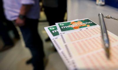 Mega-Sena acumula e próximo sorteio deve pagar R$ 12,5 milhões; veja números sorteados