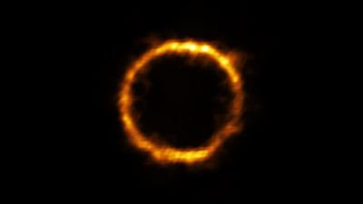 Astrônomos captam imagem de galáxia em forma de anel a mais de 12 bilhões de anos-luz da Terra