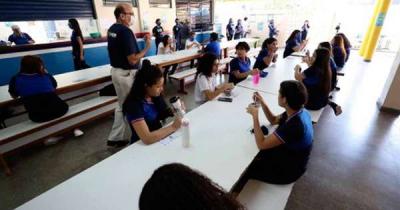 Volta às aulas: Fiocruz alerta para risco de agravamento da pandemia