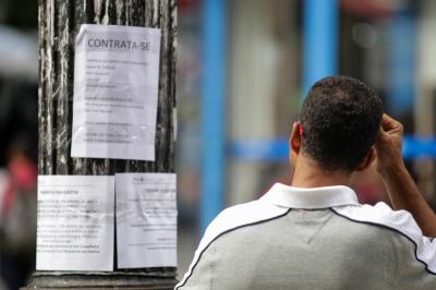 Mais de 40 milhões de brasileiros querem trabalhar mas não conseguem, diz IBGE