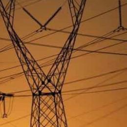 Pandemia trava obras no setor elétrico