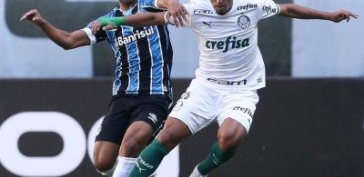 Grêmio arranca empate, e Palmeiras desperdiça chance de colar nos líderes