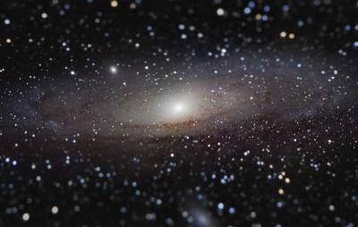 Foto de 'galáxia em miniatura' vence concurso de astrofotografia