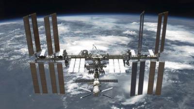 Estação Espacial faz manobra para evitar colisão com restos de foguete