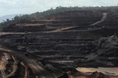 Minério de ferro sobe na China após Vale suspender operações de Viga