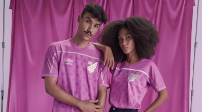Athletico lança camisa em homenagem ao Outubro Rosa; veja imagens e preços
