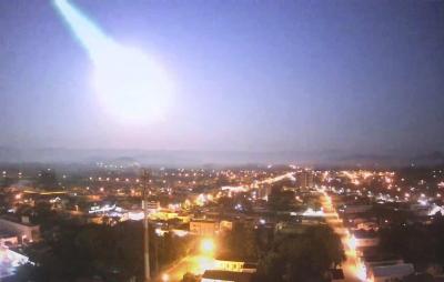 Meteoro superluminoso fez 'a noite virar dia' no RS; veja vídeo