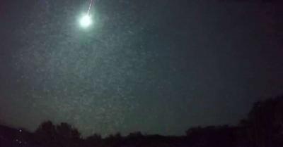 Meteoro de grande magnitude com luminosidade superior à da lua é registrado no RS
