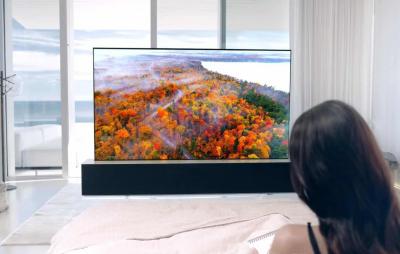 TV 'enrolável' da LG está à venda na Coreia do Sul por quase R$ 500 mil