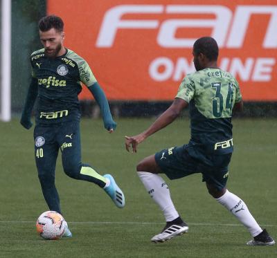 Escalação do Palmeiras: Andrey Lopes comanda treino tático antes de duelo com o Tigre