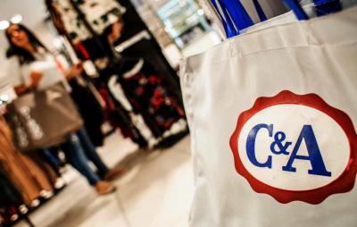 C&A abre 400 vagas na área de vendas; selecionados irão trabalhar via WhatsApp