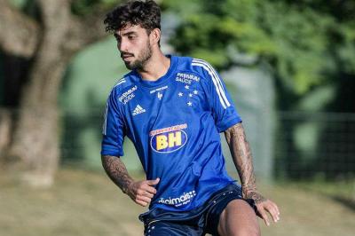 Patrick Brey elogia trabalho de Felipão no Cruzeiro e confia em reação diante do Paraná