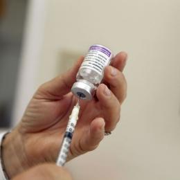 Pesquisa sugere que a vacina contra a gripe pode ajudar na proteção contra a COVID-19