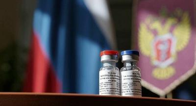 Rússia começa a vacinar militares contra a covid, e Rui Costa fala em esperança