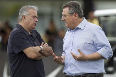 Para-raios de R$ 1 milhão da gestão Gobbi geram divergências no Corinthians