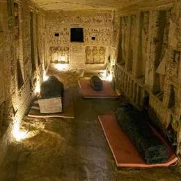 Maldições e feitiços nas múmias e sarcófagos desenterrados na necrópole egípcia