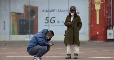 Huawei diz levar agora menos de 30 segundos para produzir smartphone