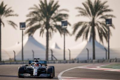 Após acordo com Williams, Mercedes promove Russell para substituto de Hamilton em Sakhir