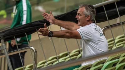 'Veio livrar o Cruzeiro', 'pode comemorar junto' e mais: árbitro relata o que ouviu de Lisca e cartolas do América-MG